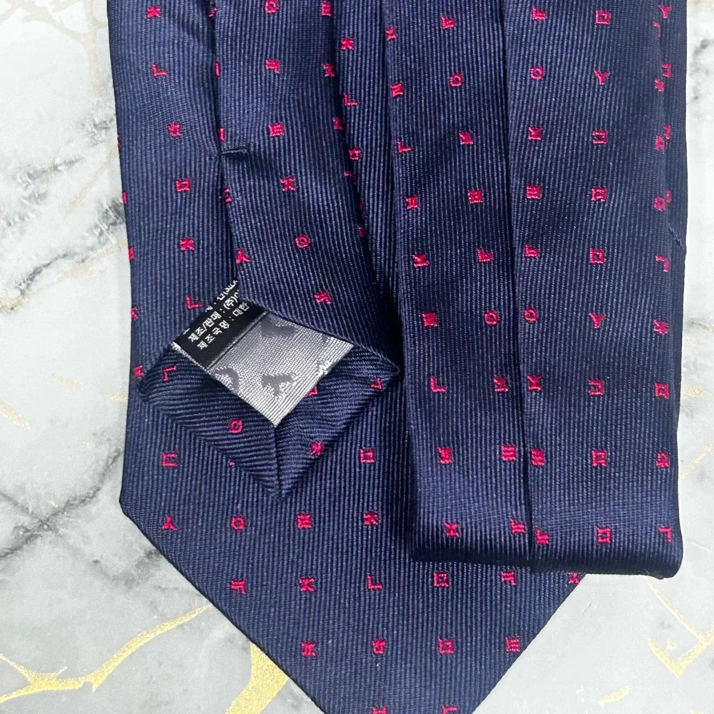 Men’s Lee Geo Maan Silk Tir grenadine pattern Korea Institute Science Technology